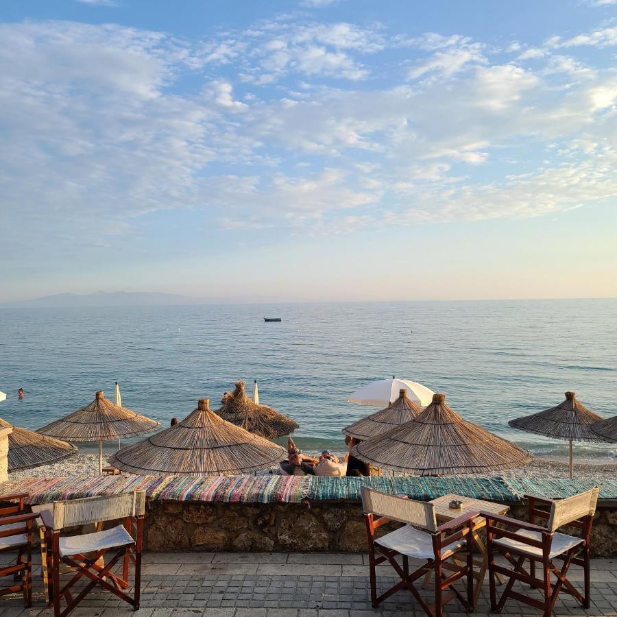 Sunset Boulevard Hotel Qeparo Kültér fotó